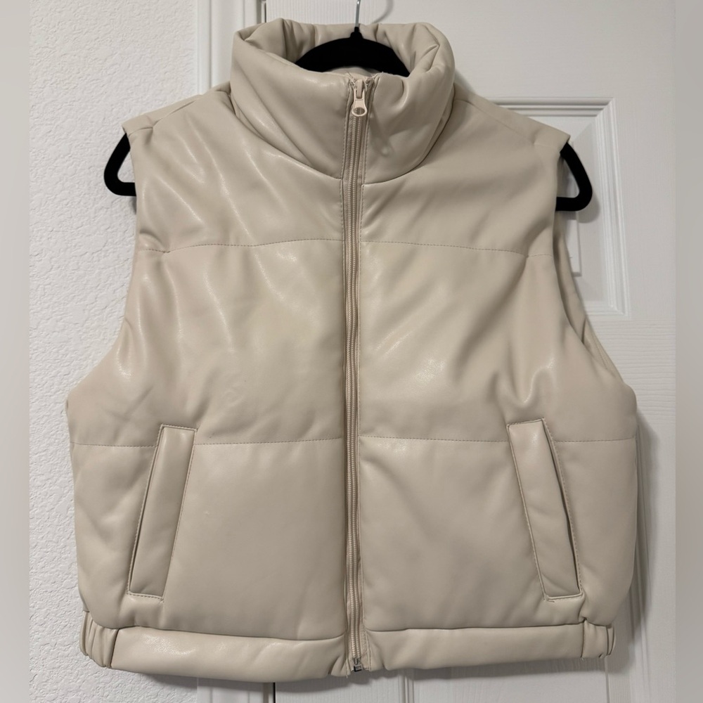 Women's Cream Puffer Vest